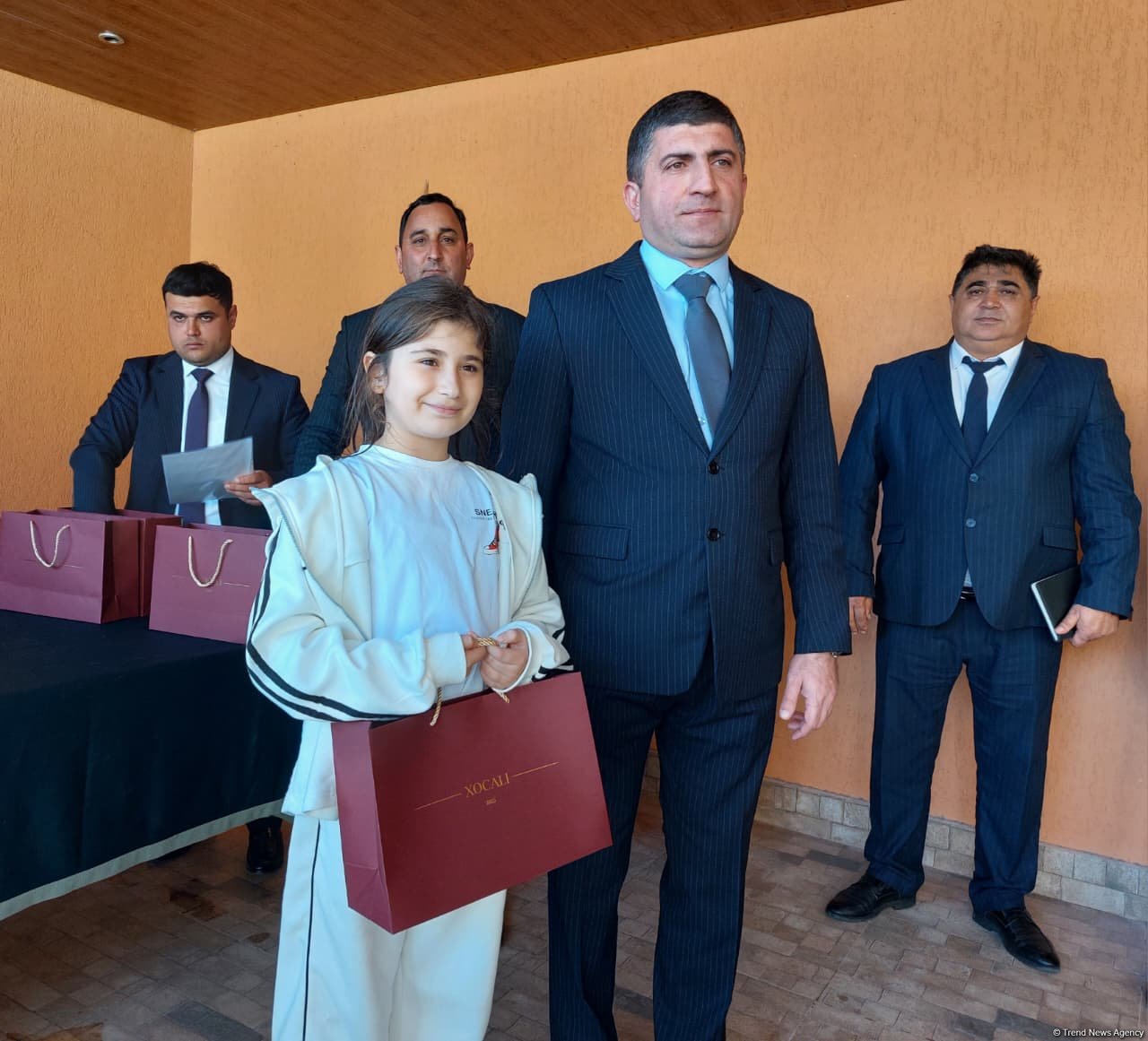 Ballıca və Təzəbinə sakinlərinə evlərin açarları təqdim edilib (FOTO) (YENİLƏNİB)