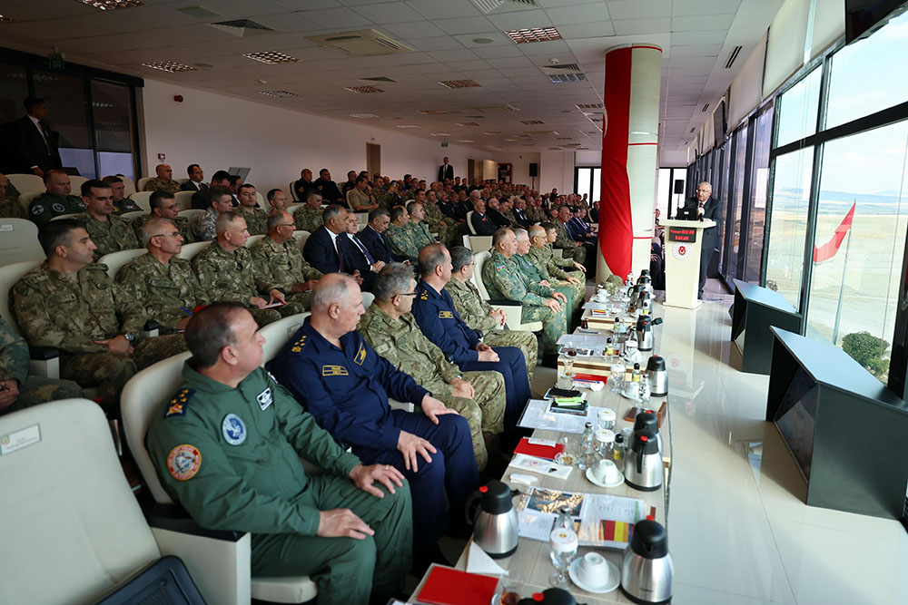 Azərbaycan Ordusunun Baş Qərargah rəisi Türkiyədə keçirilən “Atəş Sərbəst-2025” təliminin "Yüksək Səviyyəli Müşahidəçi Günü"ndə iştirak edir (FOTO)