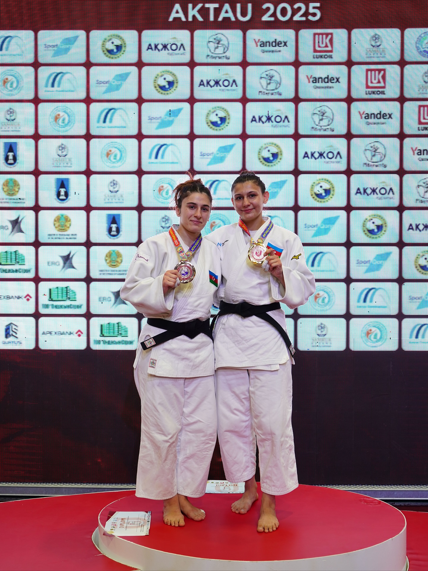 Azərbaycan cüdoçuları beynəlxalq turnirdə 10 medal qazanıblar (FOTO)