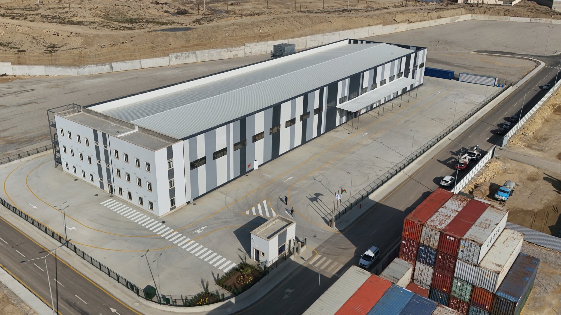 Azərbaycanda ilk və ən böyük özəl Biznes Park kompleksi fəaliyyətə başlayır (FOTO)