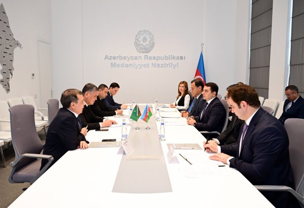 Azərbaycan-Türkmənistan mədəniyyət sahəsində əməkdaşlığın inkişafına dair fikir mübadiləsi aparıb