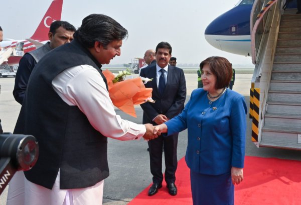 Azərbaycan və Türkiyə parlament sədrləri Lahora səfər ediblər (FOTO)