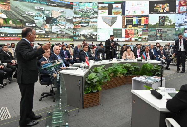 Parlament sədrləri Pakistanın Fəlakətlərin Milli İdarəetmə Agentliyində olublar (FOTO)