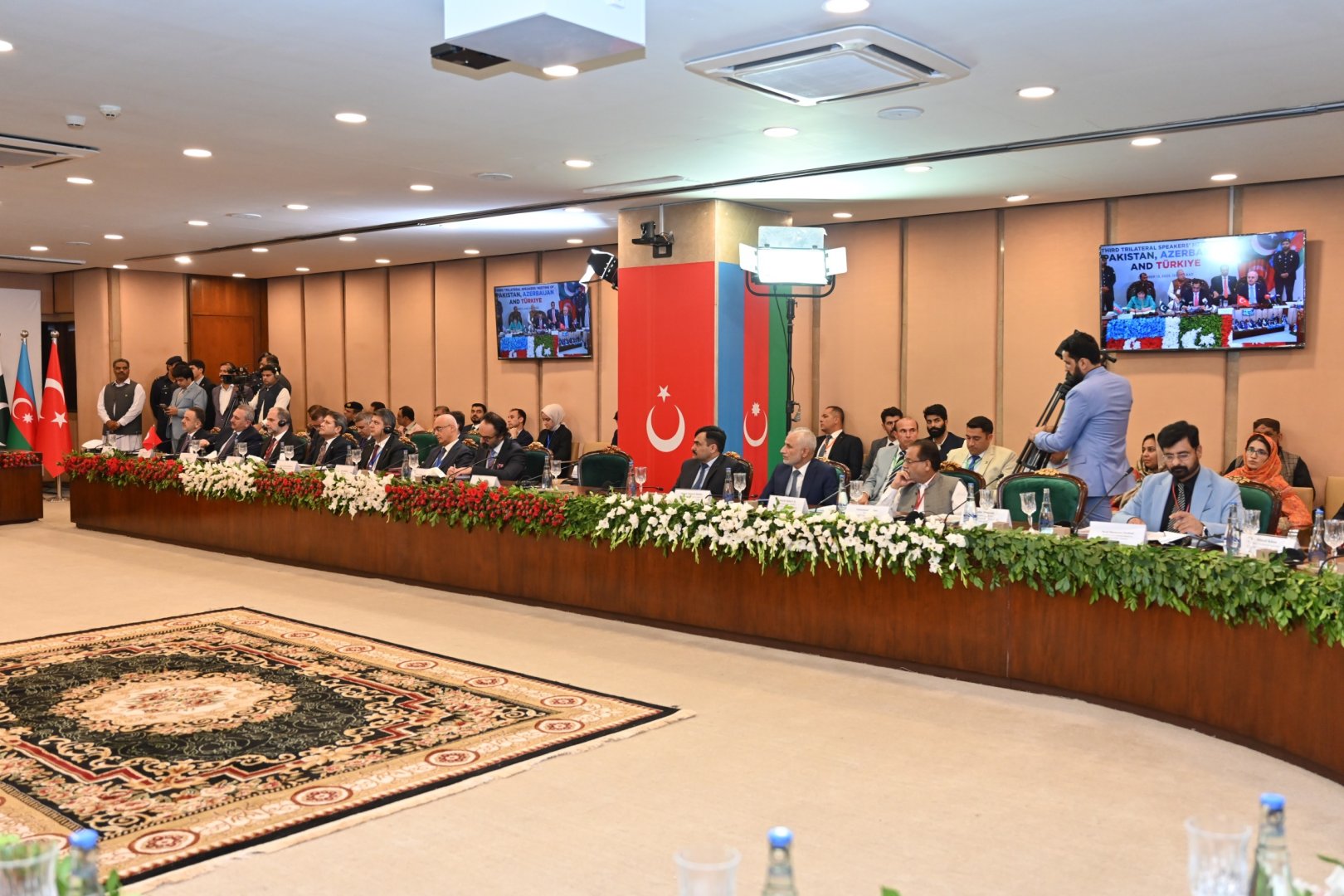 Parlament Sədrlərinin Üçtərəfli Görüşünün sonunda İslamabad Bəyannaməsi qəbul edilib (FOTO)