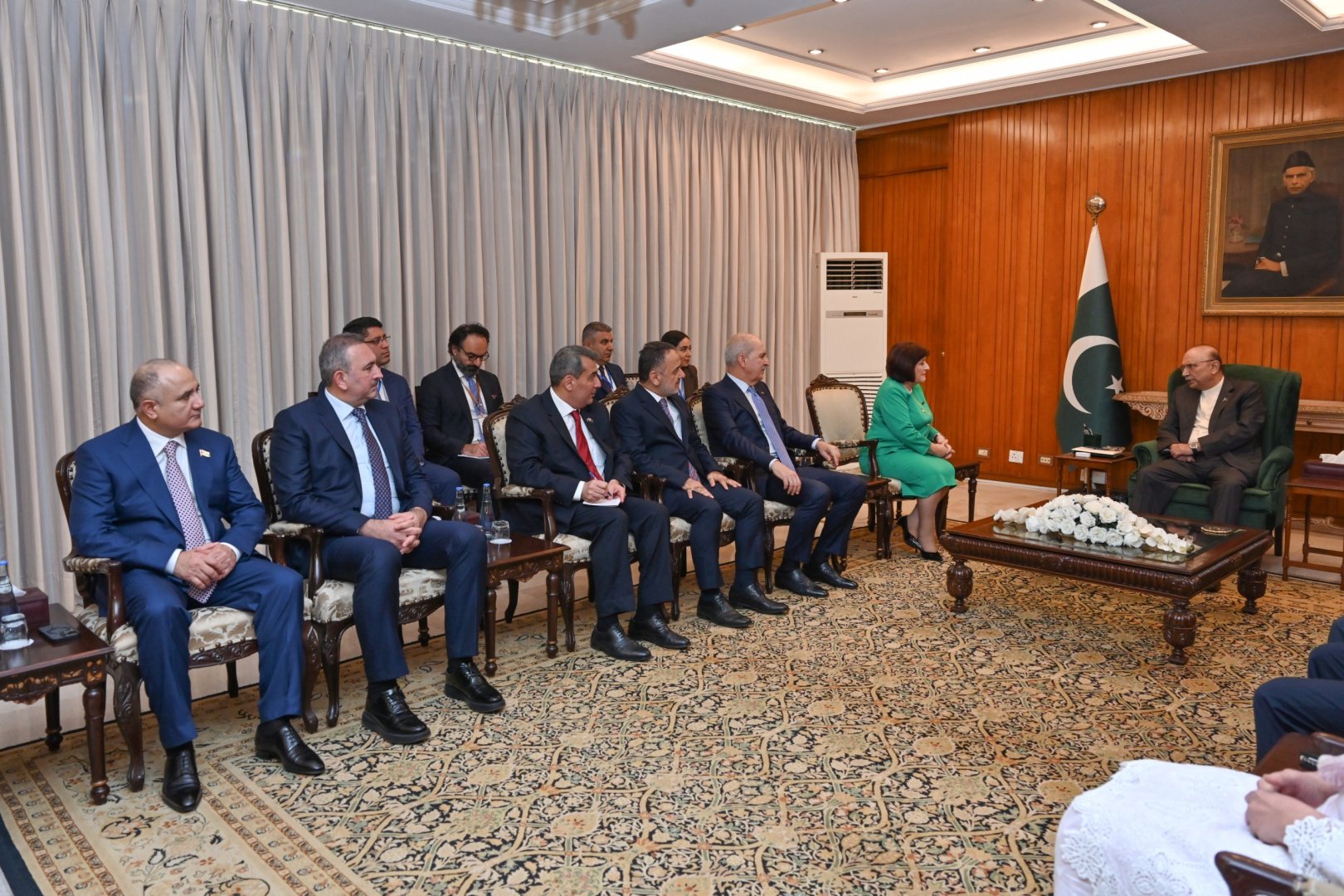 Pakistan Prezidenti Sahibə Qafarova və Numan Kurtulmuşu qəbul edib (FOTO)
