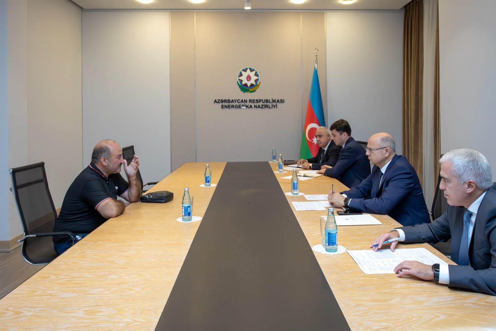 Energetika Nazirliyində vətəndaş qəbulu keçirilib (FOTO)