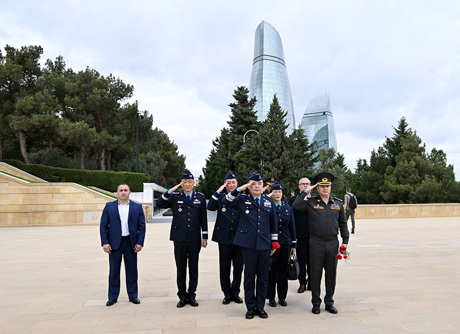 Azərbaycan və Koreya hərbi əməkdaşlığı müzakirə olunub (FOTO)
