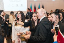 Leyla Əliyeva və Arzu Əliyeva Berlində MAMA “Ana təbiət” sərgisinin açılışında iştirak ediblər (FOTO)