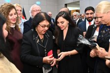 Leyla Əliyeva və Arzu Əliyeva Berlində MAMA “Ana təbiət” sərgisinin açılışında iştirak ediblər (FOTO)