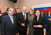 Leyla Əliyeva və Arzu Əliyeva Berlində MAMA “Ana təbiət” sərgisinin açılışında iştirak ediblər (FOTO)