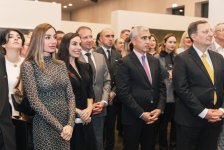 Leyla Əliyeva və Arzu Əliyeva Berlində MAMA “Ana təbiət” sərgisinin açılışında iştirak ediblər (FOTO)