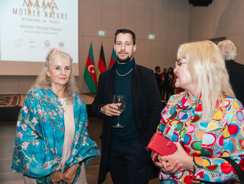 Leyla Əliyeva və Arzu Əliyeva Berlində MAMA “Ana təbiət” sərgisinin açılışında iştirak ediblər (FOTO)