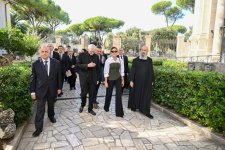 Birinci vitse-prezident Mehriban Əliyeva Vatikanda Müqəddəs Pavel Bazilikasının baş keşişi ilə görüşüb (FOTO)
