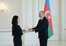 Prezident İlham Əliyev Fransanın ölkəmizdə yeni təyin olunmuş səfirinin etimadnaməsini qəbul edib (FOTO/VİDEO)