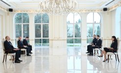 Prezident İlham Əliyev Fransanın ölkəmizdə yeni təyin olunmuş səfirinin etimadnaməsini qəbul edib (FOTO/VİDEO)