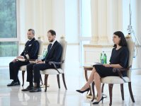 Prezident İlham Əliyev Fransanın ölkəmizdə yeni təyin olunmuş səfirinin etimadnaməsini qəbul edib (FOTO/VİDEO)