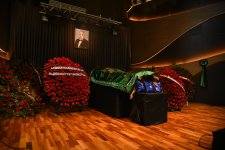 Xalq artisti Ramiz Quliyev dəfn olunub (FOTO) (YENİLƏNİB)