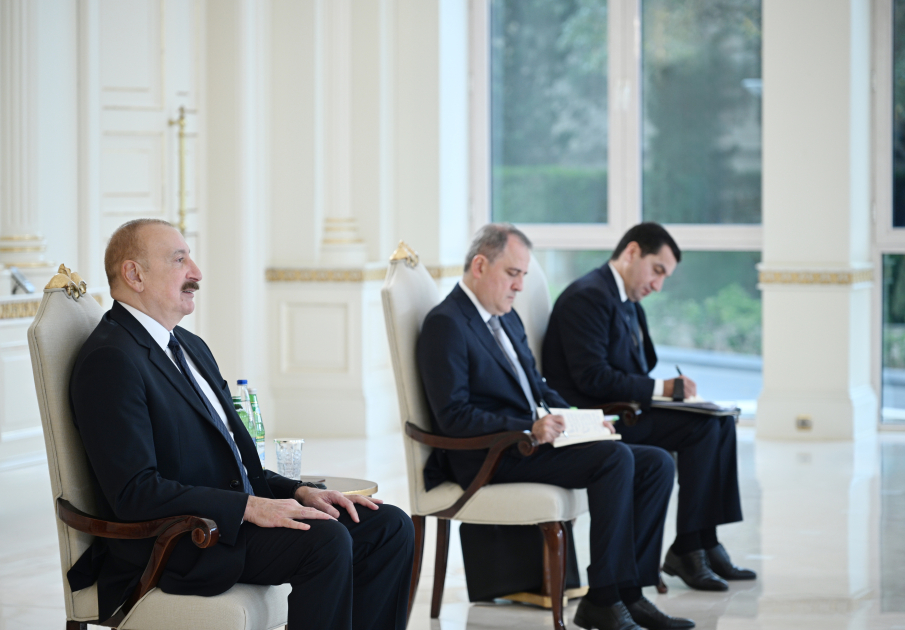 Prezident İlham Əliyev Misirin ölkəmizdə yeni təyin olunmuş səfirinin etimadnaməsini qəbul edib (FOTO)