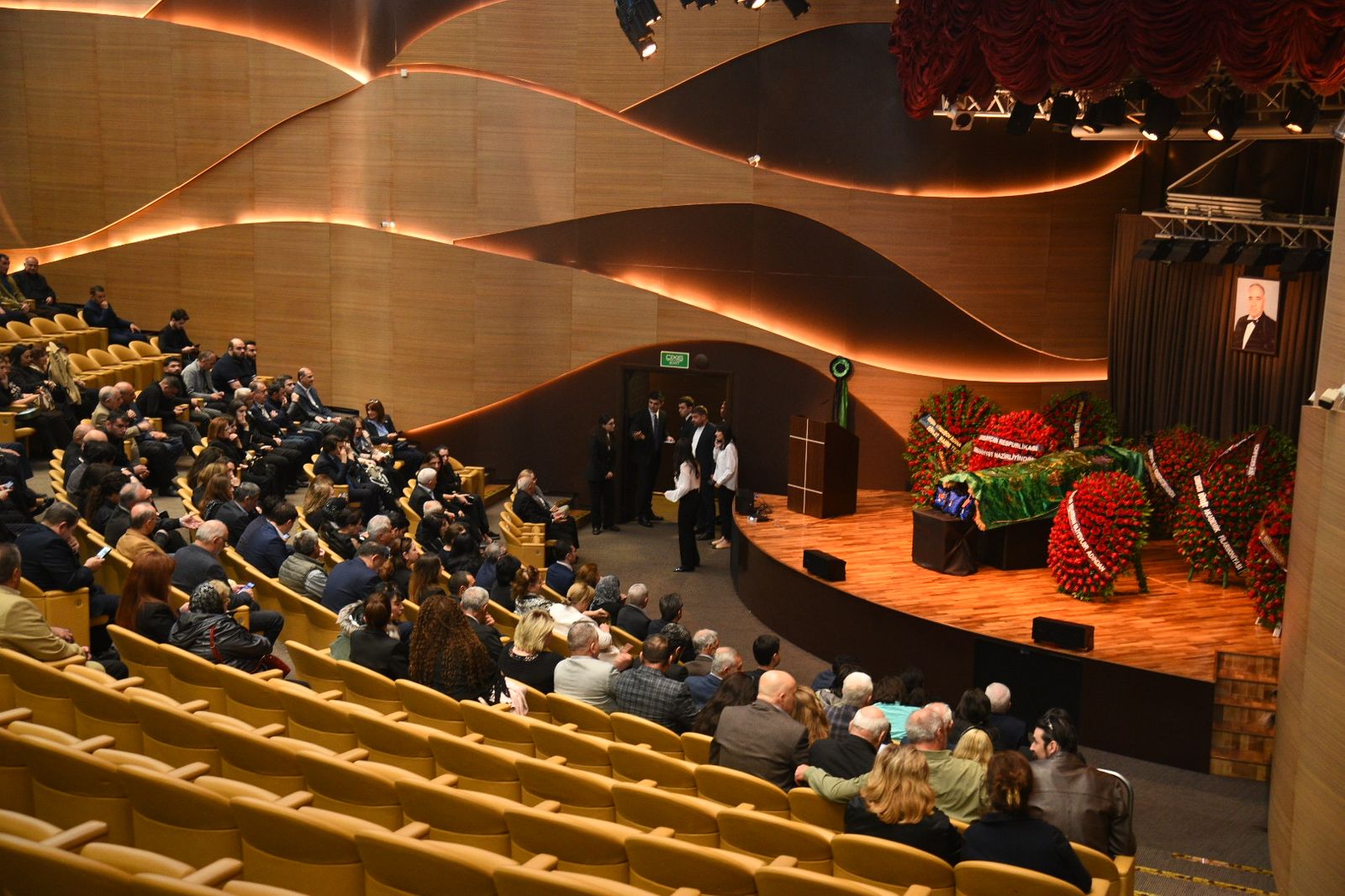 Xalq artisti Ramiz Quliyev dəfn olunub (FOTO) (YENİLƏNİB)
