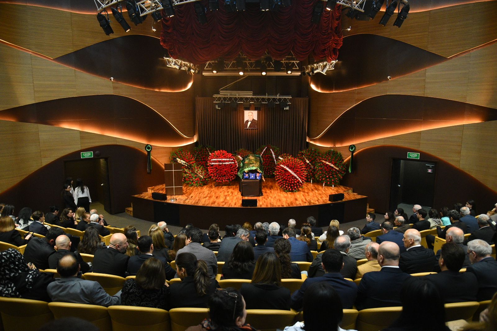 Xalq artisti Ramiz Quliyev dəfn olunub (FOTO) (YENİLƏNİB)