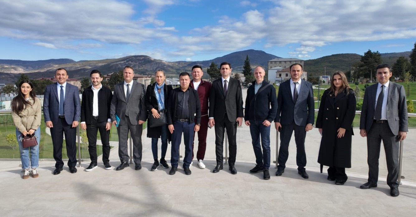Türk Dövlətləri Təşkilatı ölkələrinin diaspor qurumlarının rəsmiləri üçün II “INTERNSHIP” (təcrübə) proqramının iştirakçıları Qarabağda (FOTO)