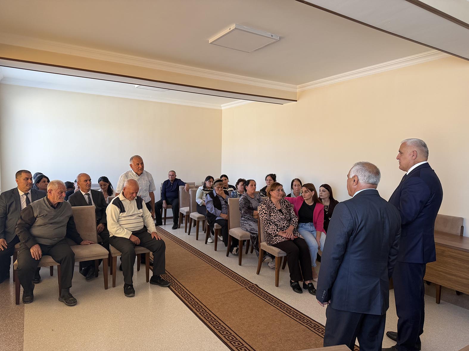 Milli Məclisin deputatı Vüqar Rəhimzadə Ordubadda seçiciləri ilə növbəti görüşünü keçirib (FOTO)