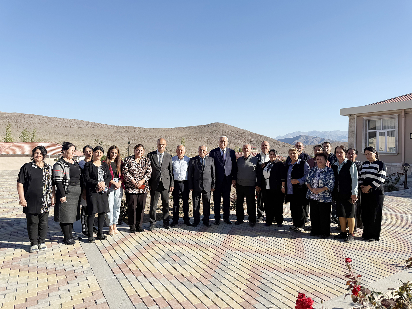 Milli Məclisin deputatı Vüqar Rəhimzadə Ordubadda seçiciləri ilə növbəti görüşünü keçirib (FOTO)