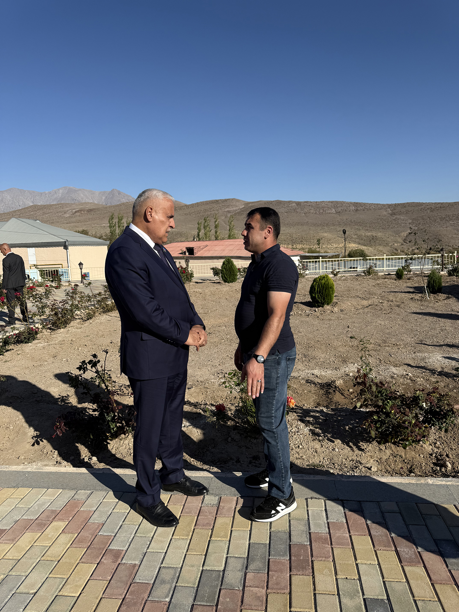 Milli Məclisin deputatı Vüqar Rəhimzadə Ordubadda seçiciləri ilə növbəti görüşünü keçirib (FOTO)