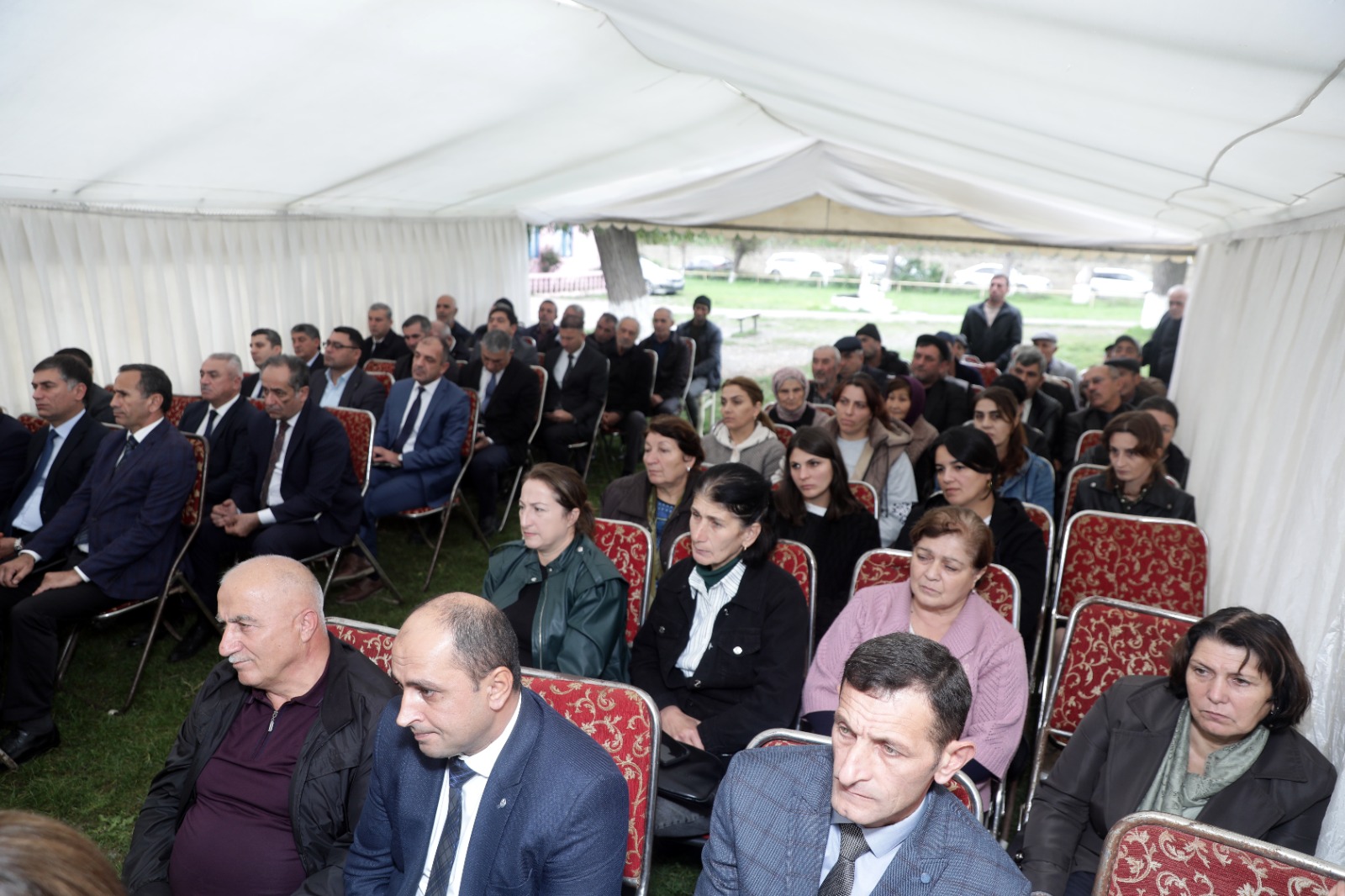 Elnur Rzayev Susayqışlaq kəndində sakinlərlə görüşüb (FOTO)