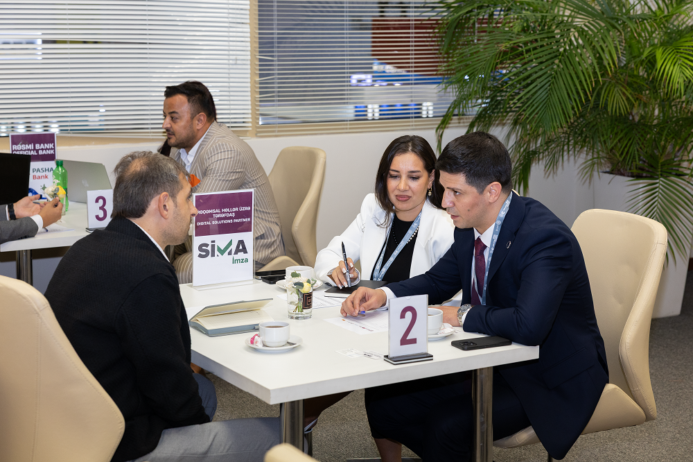 “AzInTelecom”un dəstəyi ilə “Qarabağı yenidənqurma” sərgisi keçirilib (FOTO)