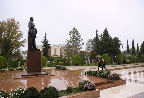 Nazir Rəşad Nəbiyev Zərdabda vətəndaşları qəbul edib (FOTO)