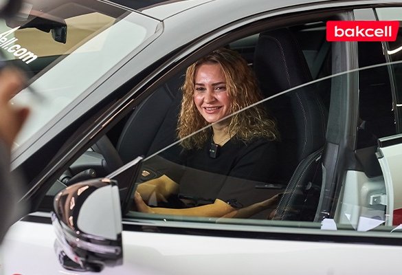 Həyəcan pikdə - 14 avtomobildən 2-cisi uduldu! (FOTO)