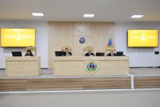 Məhkəmədə Ermənistan vətəndaşlarının Azərbaycanın suverenliyi əleyhinə çağırışları və digər cinayət xarakterli məlumatlar tədqiq olunub (FOTO)