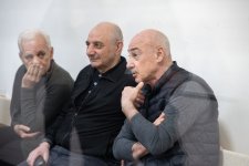 Məhkəmədə Ermənistan vətəndaşlarının Azərbaycanın suverenliyi əleyhinə çağırışları və digər cinayət xarakterli məlumatlar tədqiq olunub (FOTO)