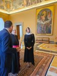 Birinci vitse-prezident Mehriban Əliyeva Roma Papası XIV Leo ilə görüşüb (FOTO/VİDEO)
