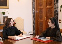 Birinci vitse-prezident Mehriban Əliyevanın Vatikan şəhər-dövlətinin qubernatorluğunun prezidenti ilə görüşü olub (FOTO/VİDEO)