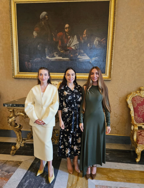 Birinci vitse-prezident Mehriban Əliyeva Roma Papası XIV Leo ilə görüşüb (FOTO/VİDEO)