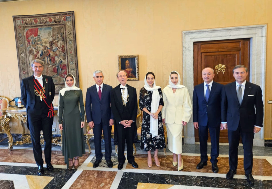 Birinci vitse-prezident Mehriban Əliyeva Roma Papası XIV Leo ilə görüşüb (FOTO/VİDEO)