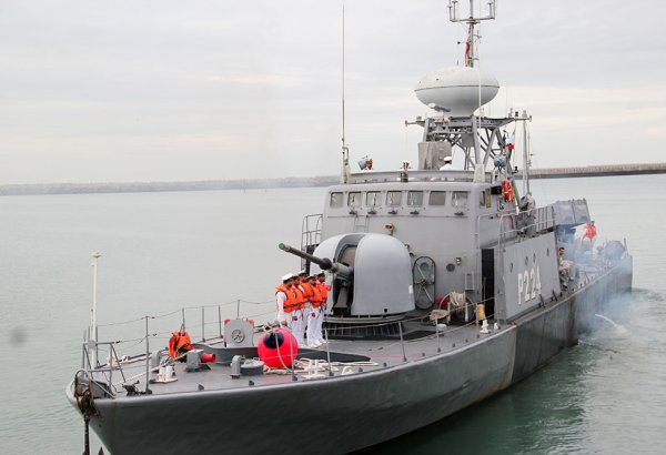 “AZIREX-2025” təlimində iştirak edən İran hərbi gəmiləri Bakı limanını tərk edib (FOTO)