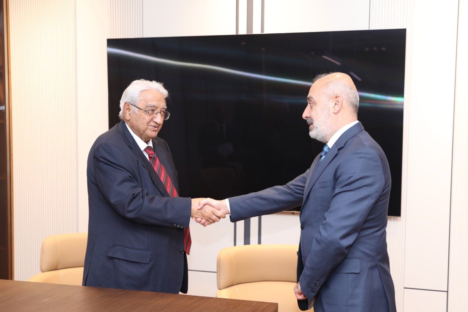 Milli Aviasiya Akademiyası ilə “Bayraktar Teknoloji Azərbaycan” MMC arasında əməkdaşlıq haqqında Anlaşma Memorandumu imzalanıb (FOTO)