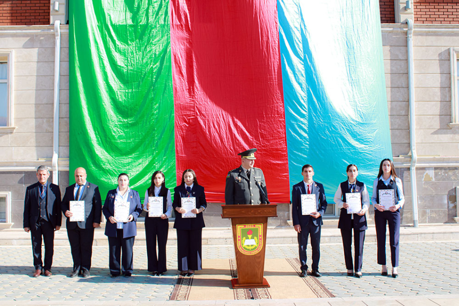 Azərbaycan Ordusunda Müstəqilliyin Bərpası Günü qeyd olunub (FOTO)