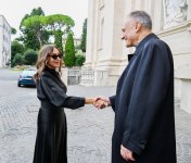 Birinci vitse-prezident Mehriban Əliyeva Vatikanda Müqəddəs Pyotr Bazilikasında görülmüş bərpa işləri ilə tanış olub (FOTO/VİDEO)