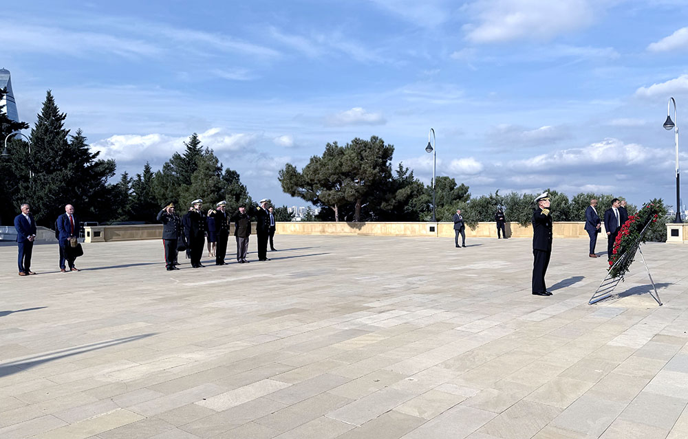 Azərbaycanla ABŞ arasında hərbi əməkdaşlığın yeni perspektivləri müzakirə olunub (FOTO/VİDEO)