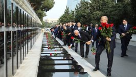 “AzərEnerji” Energetiklər Günü ilə bağlı silsilə tədbirlər keçirib (FOTO)