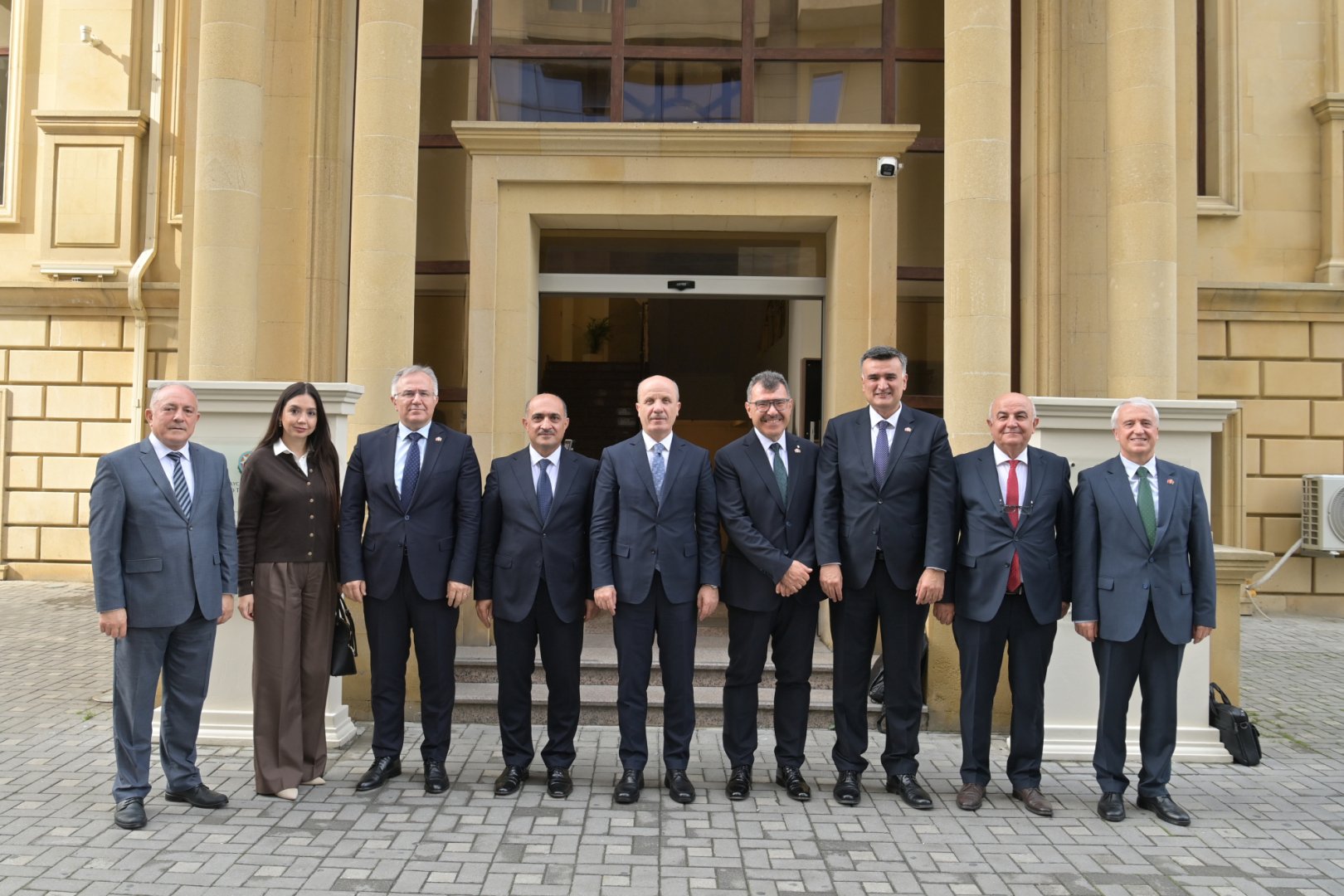 Türkiyə-Azərbaycan Universitetinin Himayəçilər Şurasının növbəti iclası keçirilib (FOTO)
