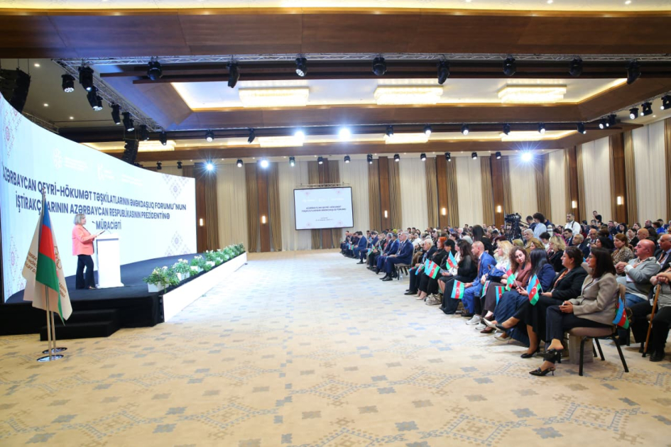 Azərbaycan QHT-lərinin Əməkdaşlıq Forumunun iştirakçıları Prezident İlham Əliyevə müraciət ünvanlayıblar (FOTO)