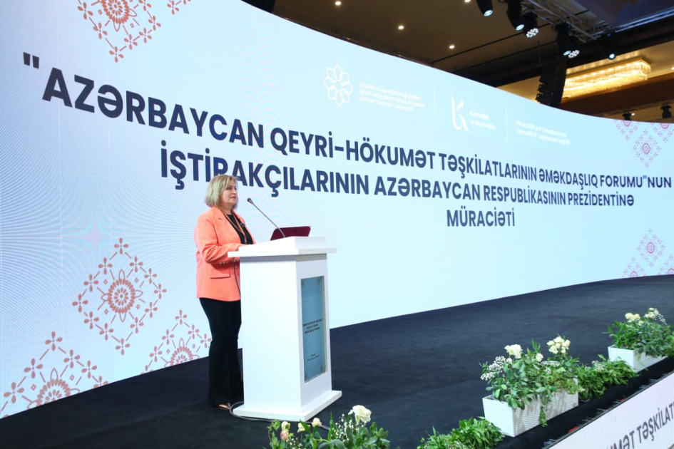 Azərbaycan QHT-lərinin Əməkdaşlıq Forumunun iştirakçıları Prezident İlham Əliyevə müraciət ünvanlayıblar (FOTO)