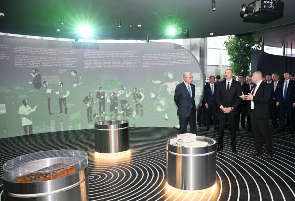 Prezident İlham Əliyev və Prezident Kasım-Jomart Tokayev Astanada “Alem.ai” Beynəlxalq Süni İntellekt Mərkəzində olublar (FOTO/VİDEO)