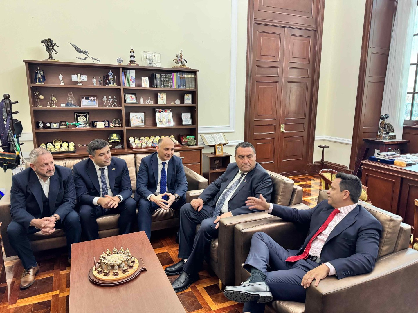 Azərbaycan və Kolumbiya parlamentləri arasında əməkdaşlıq genişlənir (FOTO)