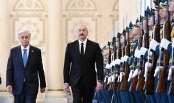 Prezident İlham Əliyevin Astanada rəsmi qarşılanma mərasimi olub (YENİLƏNİB) (FOTO)